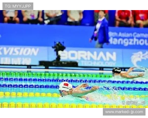 亚运会足球赛争议判罚引发多方关注