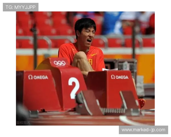 刘翔当年退赛那会儿，谁懂他脚上钉子比钻戒还扎心